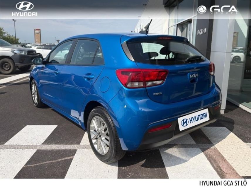 50000 : Hyundai Saint-Lô - GCA - KIA Rio - Rio - Bleu Azur métallisé - Traction - Essence