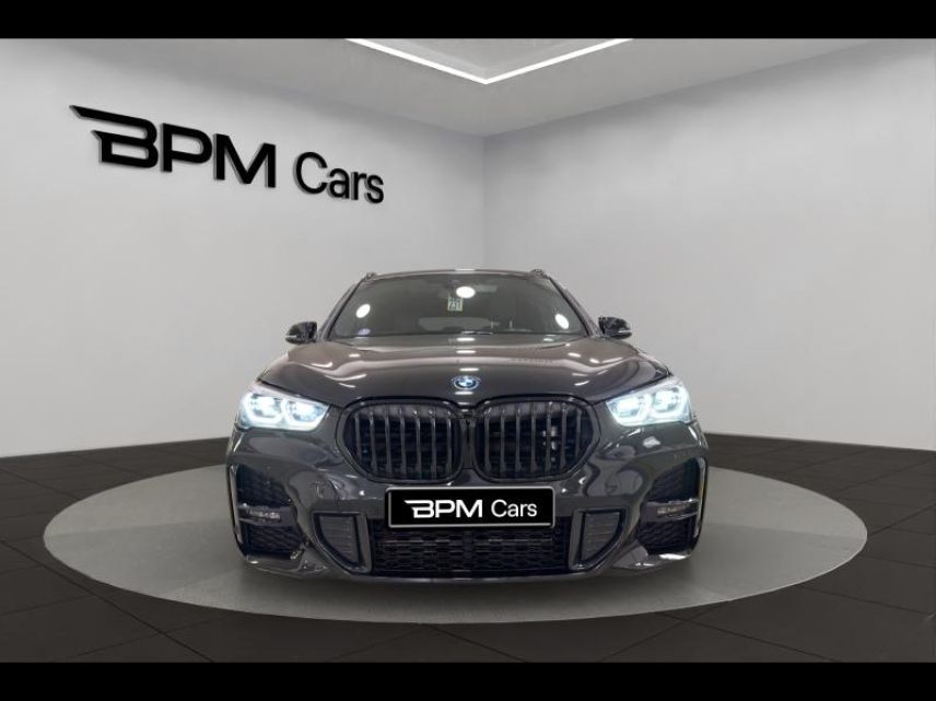 92130 : Hyundai ISSY-LES-MOULINEAUX - BPM Cars - BMW X1 - X1 - Saphirschwarz - Transmission intégrale - Hybride rechargeable : Essence/Electrique