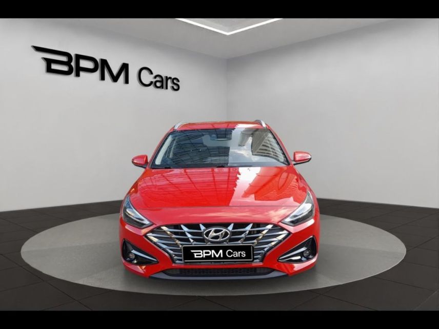 92250 : Hyundai La Garenne-Colombes - BPM Cars - HYUNDAI i30 SW - i30 SW - Rouge - Traction - Essence/Micro-Hybride