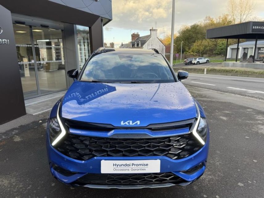 50300 : Hyundai Avranches - GCA - KIA Sportage - Sportage - Bleu Fusion métallisé/Toit noir - Transmission intégrale - Hybride : Essence/Electrique
