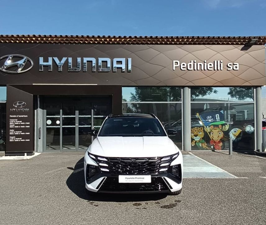 84120 : Hyundai PERTUIS - SA PEDINIELLI - HYUNDAI TUCSON N Line Executive - TUCSON IV - BLANC                                              - Boîte automatique - Essence / Courant électrique