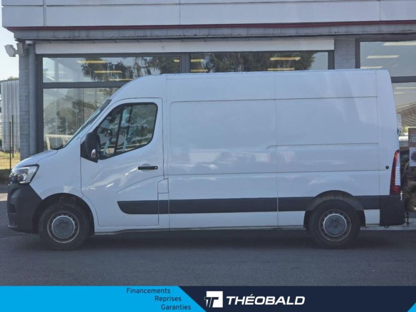57200 : Hyundai Sarreguemines - Theobald Automobiles - RENAULT Master Fg - Master Fg - Blanc Mineral - Traction - Diesel