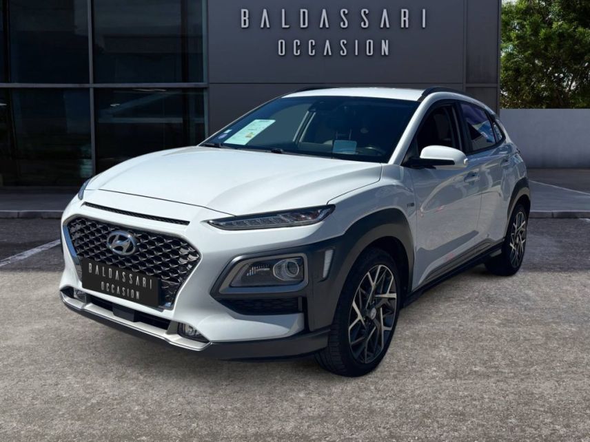 83130 : Hyundai Toulon - Autodif SAS - Groupe BALDASSARI - HYUNDAI KONA HYBRID Executive - KONA - BLANC - Automate sequentiel - Essence / Courant électrique