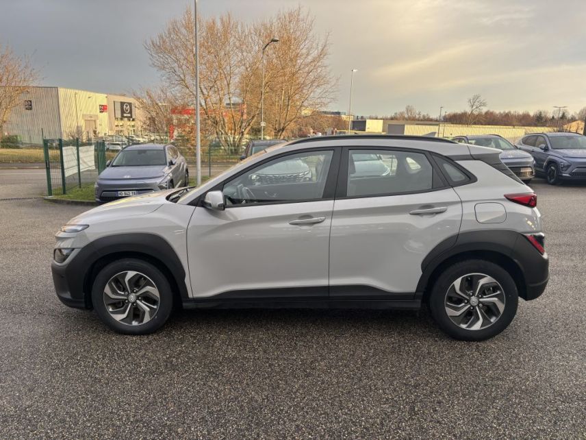 38300 : Hyundai Bourgoin-Jallieu - CENTRAL MOTOR LYON - HYUNDAI KONA HYBRID Initia - KONA - Gris - Automate sequentiel - Essence / Courant électrique