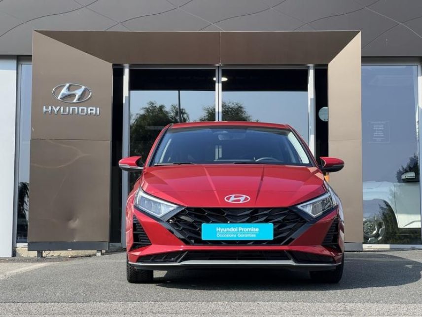 29000 : Hyundai Quimper - Iroise Automobiles - HYUNDAI i20 - i20 - Dragon Red Métal - Traction - Essence