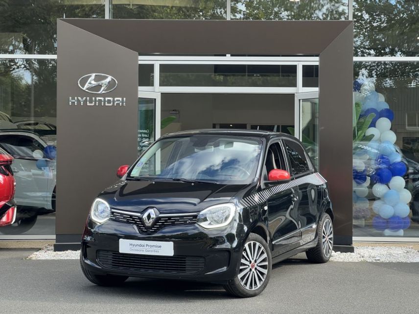 77240 : Hyundai Melun - CAP FOURNIER - RENAULT TWINGO III Le coq sportif - TWINGO III - Noir - Boîte manuelle - Essence sans plomb