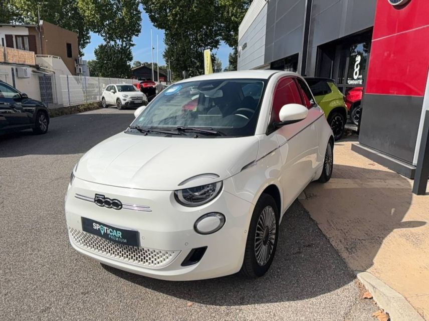 04100 : Hyundai Manosque - Pedinielli - FIAT 500e 3+1 Nouvelle 500 - 500 III ELECTRIQUE - Blanc - Automate à fonct. Continu - Courant électrique