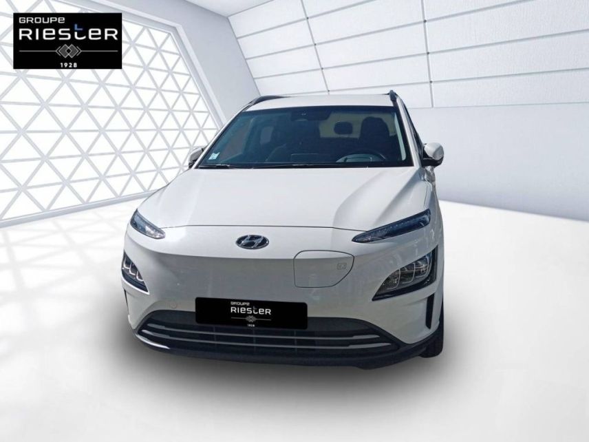 60740 : Hyundai Saint-Maximin - Protea by Riester - HYUNDAI KONA ELECTRIC Creative - KONA ELECTRIQUE - BLANC - Automate à fonct. Continu - Courant électrique