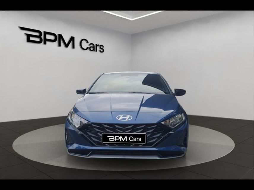 92250 : Hyundai La Garenne-Colombes - BPM Cars - HYUNDAI i20 - i20 - Vibrant Blue Métal - Traction - Essence