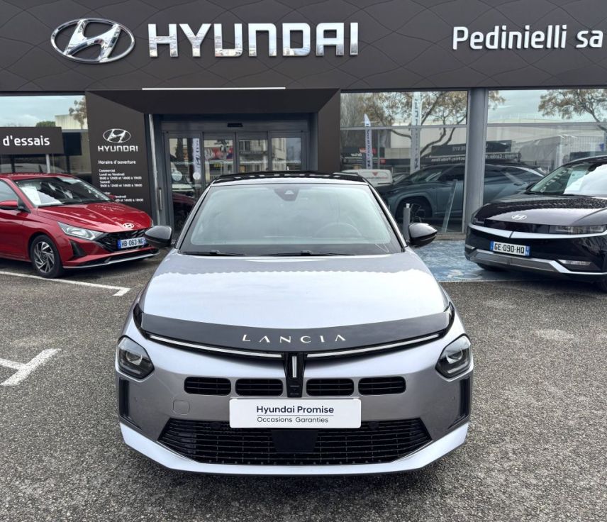 84120 : Hyundai PERTUIS - SA PEDINIELLI - LANCIA YPSILON LX - YPSILON III - Gris - Boîte automatique - Essence sans plomb