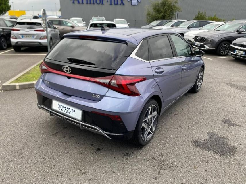 56000 : Hyundai Vannes - Park Lann Automobiles - HYUNDAI i20 - i20 - Meta Blue Métal - Traction - Essence
