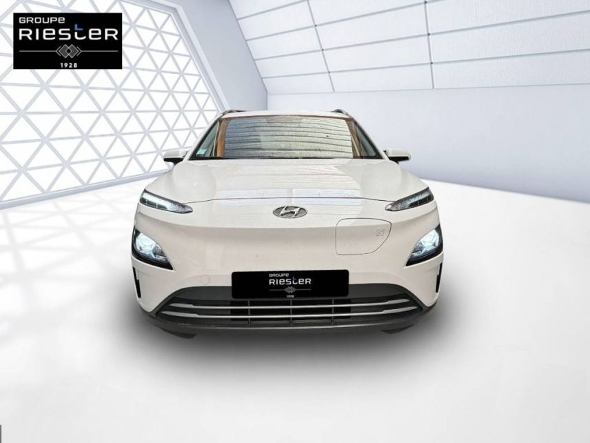 60740 : Hyundai Saint-Maximin - Protea by Riester - HYUNDAI KONA ELECTRIC Intuitive - KONA ELECTRIQUE - BLANC - Automate à fonct. Continu - Courant électrique