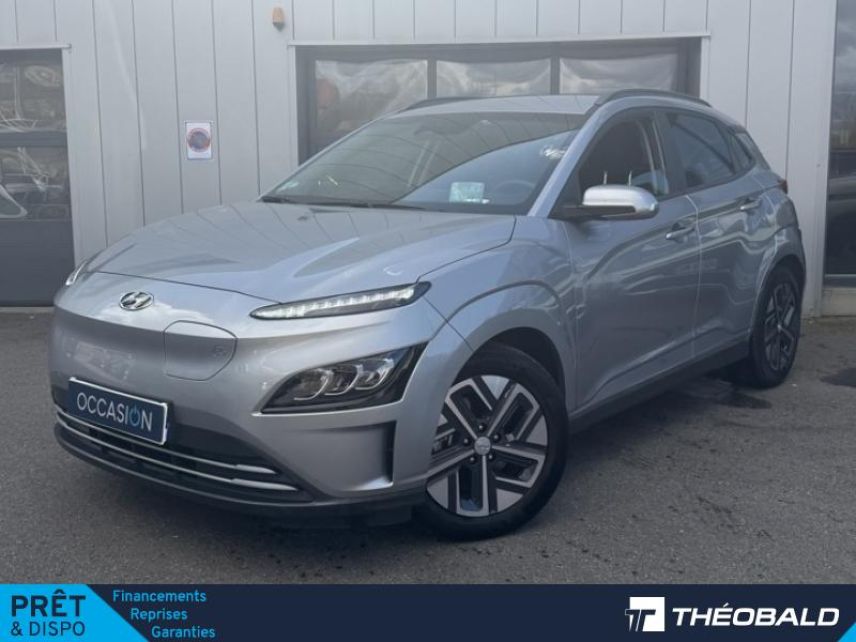 57685 : Hyundai Metz - Theobald Automobiles - HYUNDAI Kona - Kona - Shimmering Silver Métal - Traction - Electrique