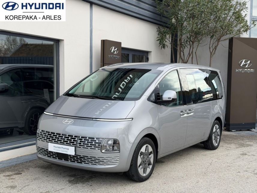 13200 : HYUNDAI Arles - Lexa Automobile - HYUNDAI STARIA Executive - STARIA - Gris - Boîte automatique - Essence / Courant électrique