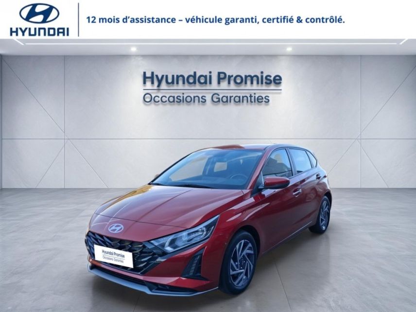 56000 : Hyundai Vannes - Park Lann Automobiles - HYUNDAI i20 - i20 - Dragon Red Métal - Traction - Essence