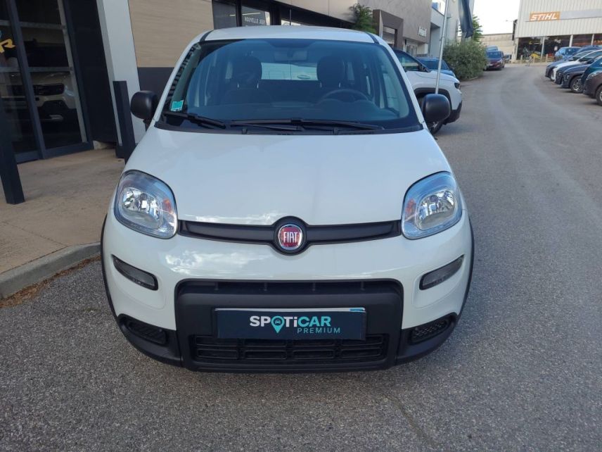 04100 : Hyundai Manosque - Pedinielli - FIAT PANDA  - PANDA III - BLANC - Boîte manuelle - Essence sans plomb