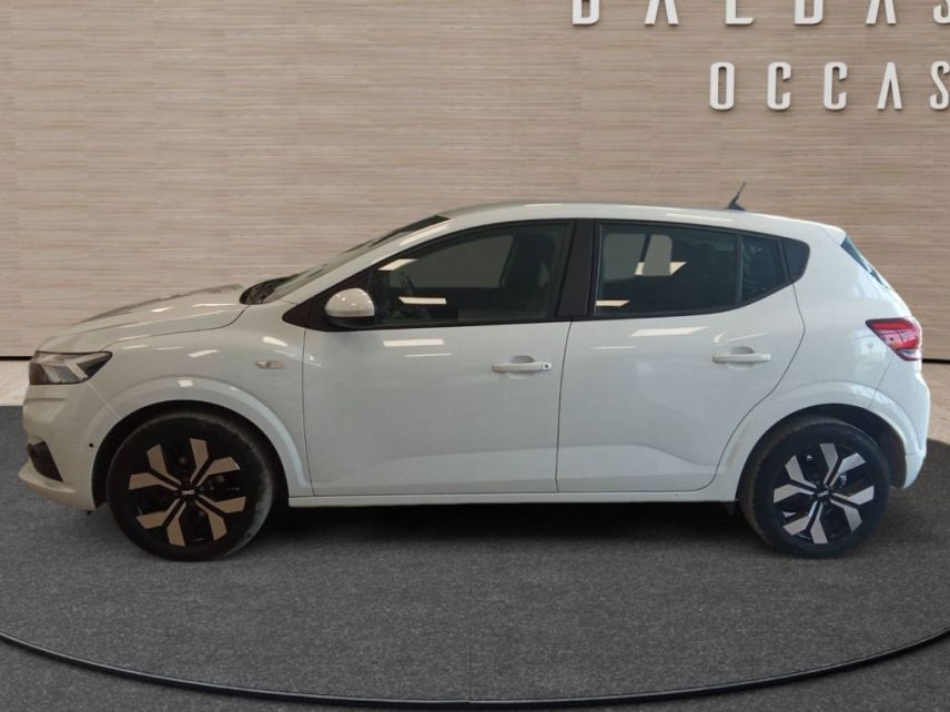 83130 : Hyundai Toulon - Autodif SAS - Groupe BALDASSARI - DACIA SANDERO Stepway Expression - SANDERO III - BLANC - Automate à fonct. Continu - Essence sans plomb