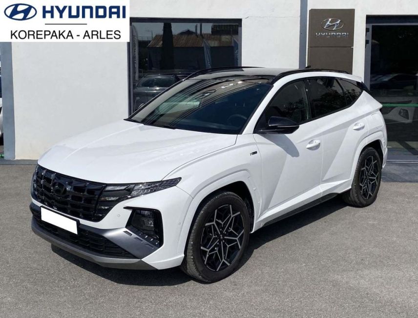 13200 : HYUNDAI Arles - Lexa Automobile - HYUNDAI TUCSON N Line Executive - TUCSON IV - Blanc - Boîte automatique - Essence / Courant électrique
