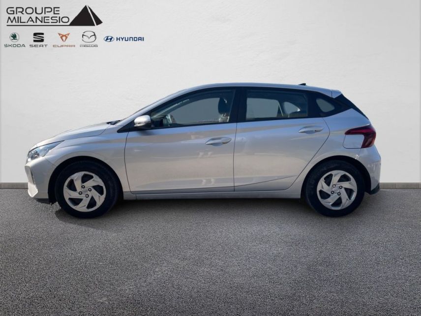 13290 : Hyundai Aix en Provence - Cap Milanesio - HYUNDAI i20 Initia - i20 III - Gris - Boîte manuelle - Essence sans plomb