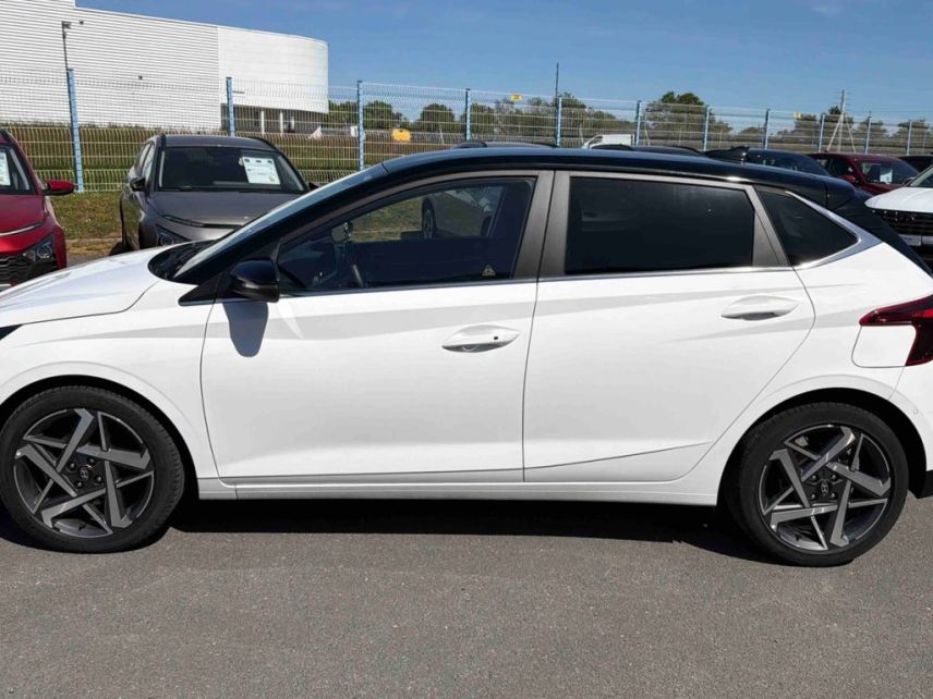 49300 : Hyundai Cholet - Océane Auto - HYUNDAI i20 Executive - i20 III - Noir - Automate sequentiel - Essence sans plomb