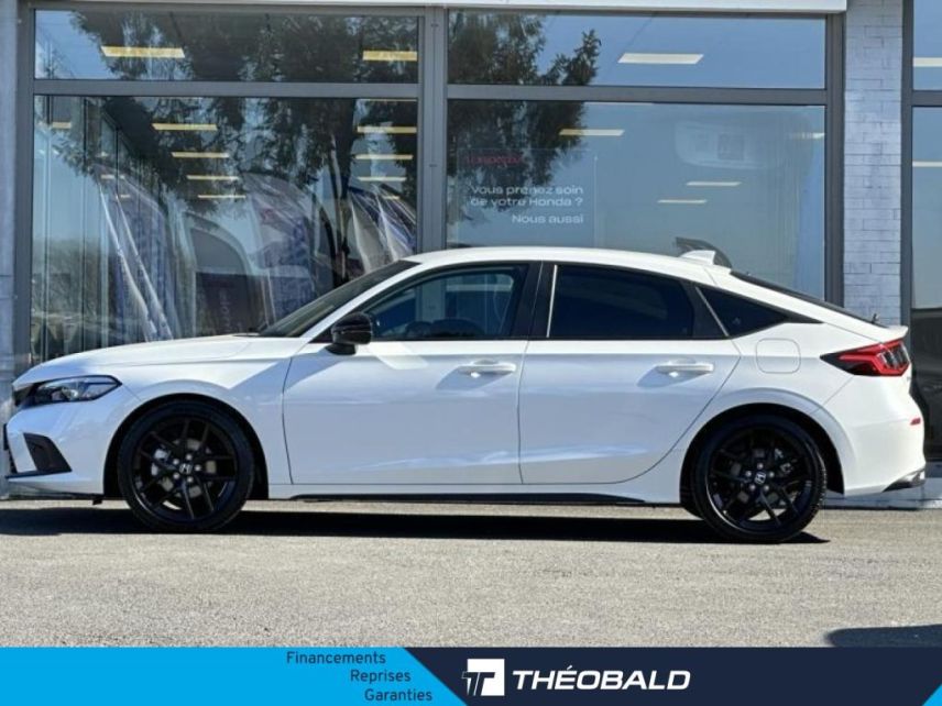 57200 : Hyundai Sarreguemines - Theobald Automobiles - HONDA Civic - Civic - Blanc Platine Nacré - Traction - Hybride : Essence/Electrique