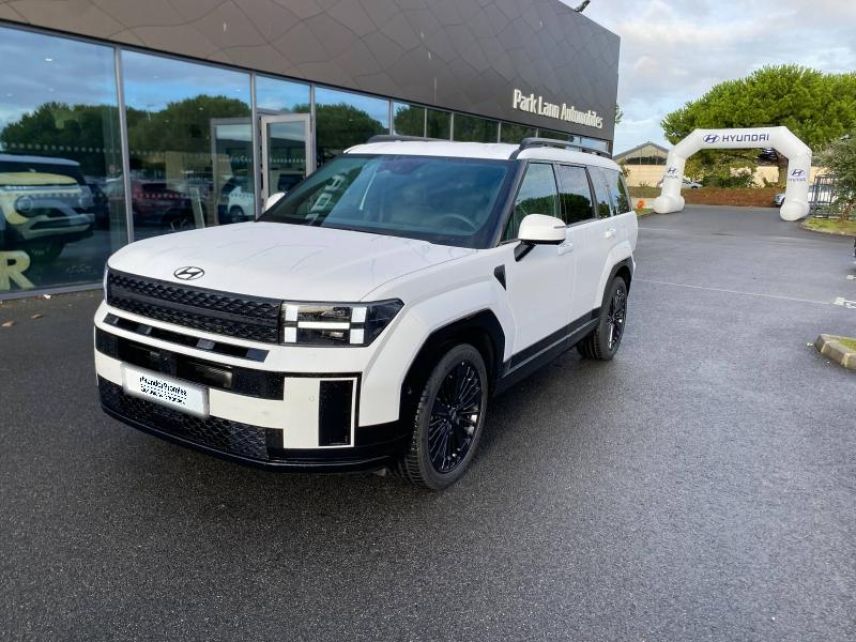 56000 : Hyundai Vannes - Park Lann Automobiles - HYUNDAI Santa Fe - Santa Fe - Creamy White Mate - Transmission intégrale - Hybride rechargeable : Essence/Electrique