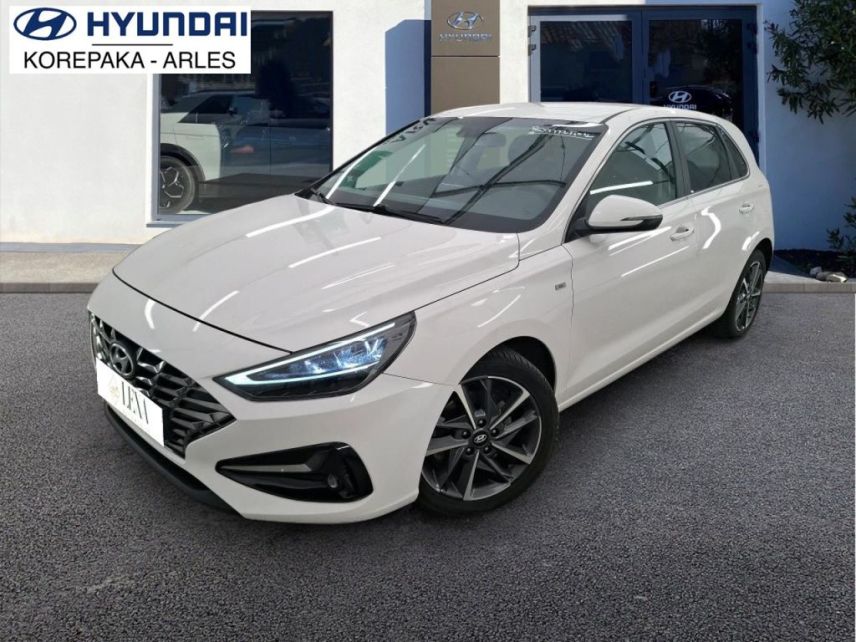 13200 : HYUNDAI Arles - Lexa Automobile - HYUNDAI i30 Creative - i30 III - Blanc - Boîte séquentielle - Essence sans plomb