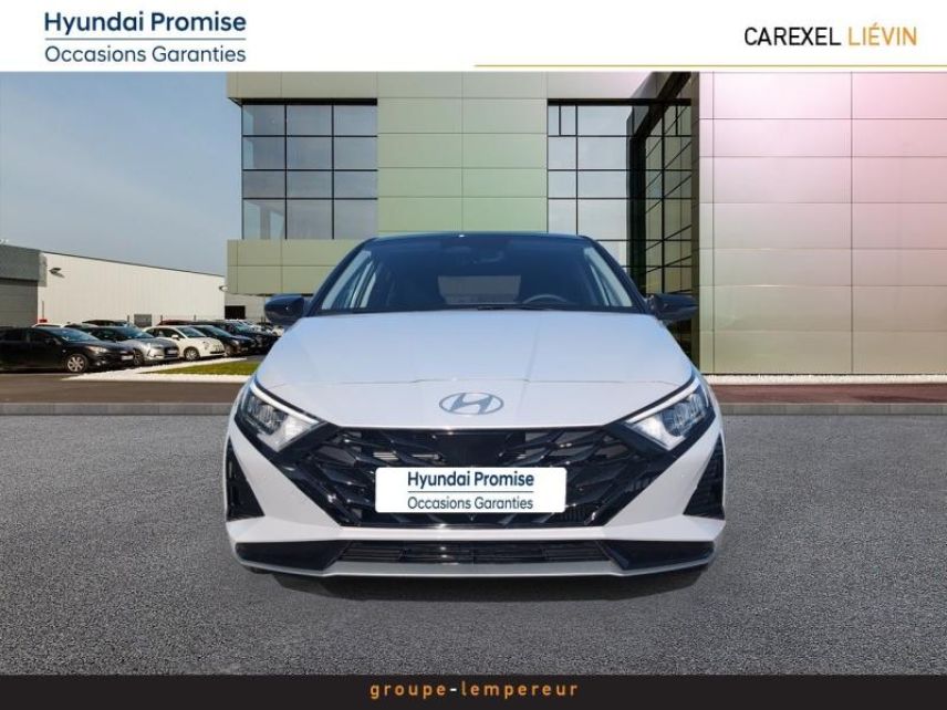 62800 : Hyundai Lens - Groupe Lempereur - HYUNDAI i20 - i20 - Lumen Gray Métal/Toit+rétros Black - Traction - Essence