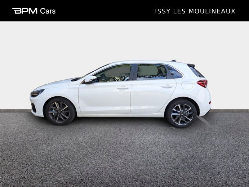 92130 : Hyundai ISSY-LES-MOULINEAUX - BPM Cars - HYUNDAI i30 - i30 - Rouge - Traction - Essence