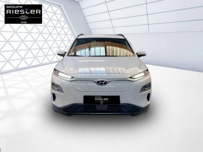 60740 : Hyundai Saint-Maximin - Protea by Riester - HYUNDAI KONA ELECTRIC Intuitive - KONA ELECTRIQUE - BLANC - Automate à fonct. Continu - Courant électrique