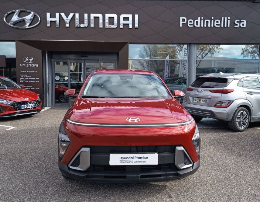 84120 : Hyundai PERTUIS - SA PEDINIELLI - HYUNDAI KONA Intuitive - KONA II - Rouge - Automate sequentiel - Essence / Courant électrique