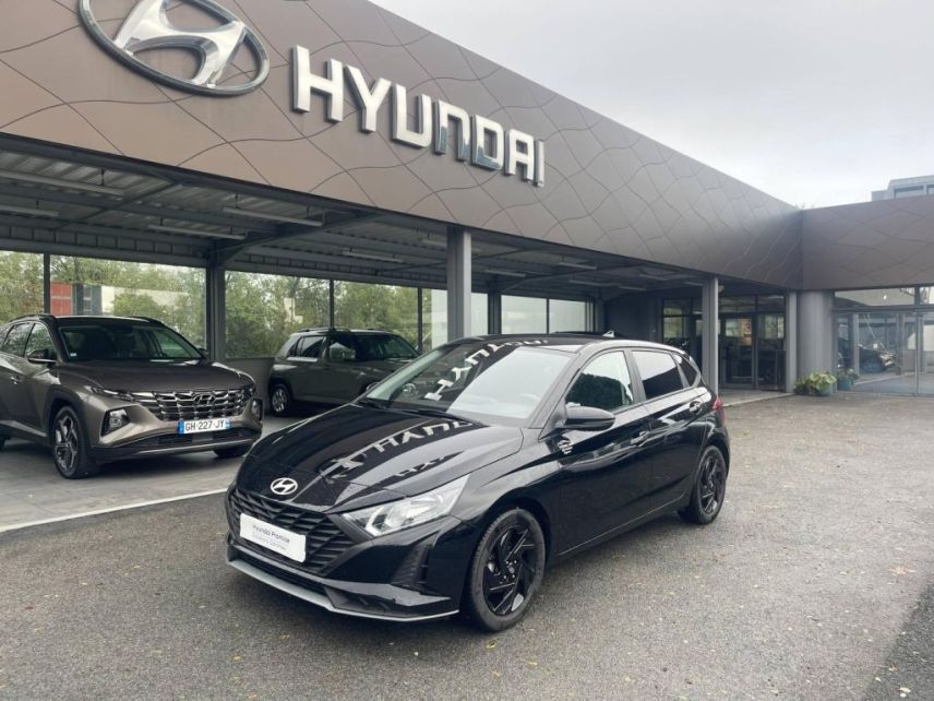 64100 : Hyundai Bayonne - Oceanic Auto - HYUNDAI i20 - i20 - Phantom Black Métal - Traction - Essence