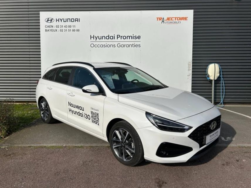 14100 : Hyundai Lisieux - Trajectoire Automobiles - HYUNDAI i30 SW - i30 SW - Serenity White métal - Traction - Essence