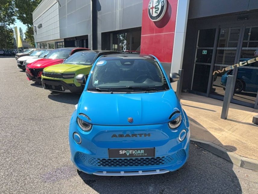 04100 : Hyundai Manosque - Pedinielli - ABARTH 500e Scorpionissima - ABARTH 500 II ELECTRIQUE - Bleu - Automate à fonct. Continu - Courant électrique