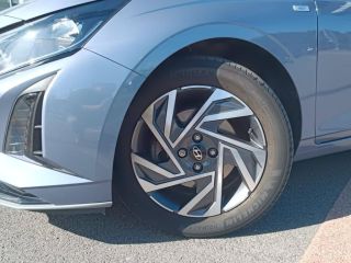 59640 : Hyundai Dunkerque - Europ'Auto - HYUNDAI i20 - i20 - Intense Blue Métal - Traction - Essence/Micro-Hybride