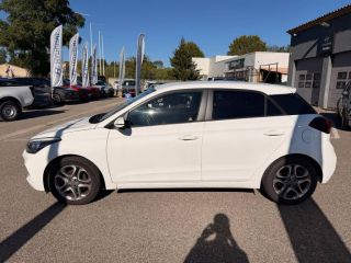 84120 : Hyundai PERTUIS - SA PEDINIELLI - HYUNDAI i20 Intuitive - i20 II - BLANC - Boîte séquentielle - Essence sans plomb