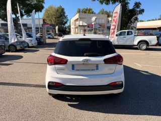84120 : Hyundai PERTUIS - SA PEDINIELLI - HYUNDAI i20 Intuitive - i20 II - BLANC - Boîte séquentielle - Essence sans plomb