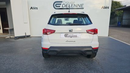 30100 : Hyundai Alès - Auto Hall - SEAT ARONA Style - ARONA - Blanc - Automate sequentiel - Essence sans plomb