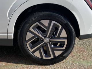 33110 : Hyundai Bordeaux Nord Le Bouscat - Sipa Automobiles - HYUNDAI KONA ELECTRIC Intuitive - KONA ELECTRIC (12/2020) - Blanc - Automate à fonct. Continu - Courant électrique