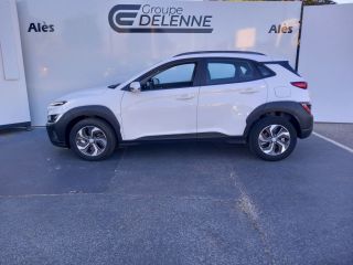 30100 : Hyundai Alès - Auto Hall - HYUNDAI KONA HYBRID Initia - KONA - Blanc - Automate sequentiel - Essence / Courant électrique