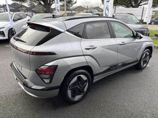 56000 : Hyundai Vannes - Park Lann Automobiles - HYUNDAI Kona - Kona - Shimmering Silver Métal - Traction - Electrique
