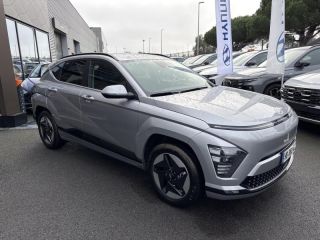 56000 : Hyundai Vannes - Park Lann Automobiles - HYUNDAI Kona - Kona - Shimmering Silver Métal - Traction - Electrique
