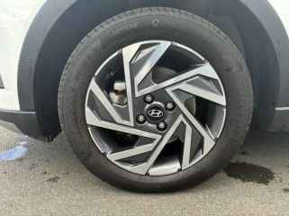 14400 : Hyundai Bayeux - Trajectoire Automobiles - HYUNDAI Bayon - Bayon - Atlas White - Traction - Essence