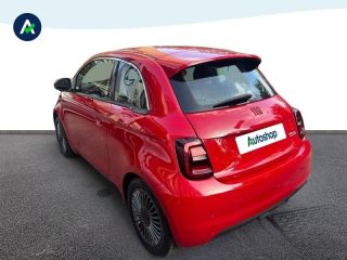 75013 : Hyundai Paris 13 - BPM Cars - FIAT 500 - 500 - Red by (RED) pastel - Traction - Electrique
