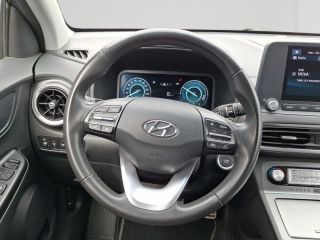 56000 : Hyundai Vannes - Park Lann Automobiles - HYUNDAI Kona - Kona - Phantom Black Métal - Traction - Electrique