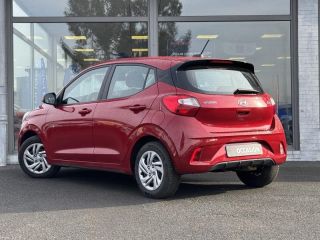 57200 : Hyundai Sarreguemines - Theobald Automobiles - HYUNDAI i10 - i10 - Dragon Red Métal - Traction - Essence