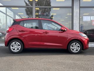 57200 : Hyundai Sarreguemines - Theobald Automobiles - HYUNDAI i10 - i10 - Dragon Red Métal - Traction - Essence