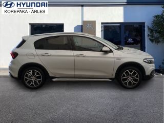 13200 : HYUNDAI Arles - Lexa Automobile - FIAT TIPO CROSS 5 PORTES MY22 Plus - TIPO II - Gris - Boîte manuelle - Essence sans plomb