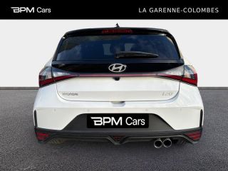 92250 : Hyundai La Garenne-Colombes - BPM Cars - HYUNDAI i20 - i20 - Atlas White/Toit+rétros Black - Traction - Essence