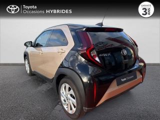 50000 : Hyundai Saint-Lô - GCA - TOYOTA Aygo X - Aygo X - Bi-Ton Beige Gingembre métal/Toit noir - Traction - Essence